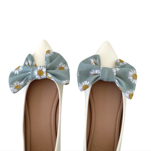 Daisy Shoe Bow Clips 
