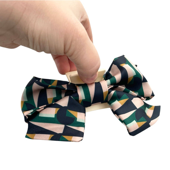 Geometric print silky satin bow claw clip