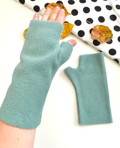 Duck egg fingerless arm warmer mittens