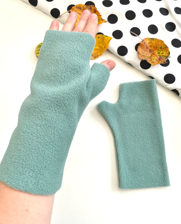 Duck egg fingerless arm warmer mittens
